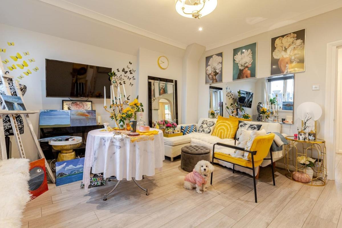 Appartamento The Whole Flat With Terrace 1 Min To Earls Court Station For 3 Guests Londra